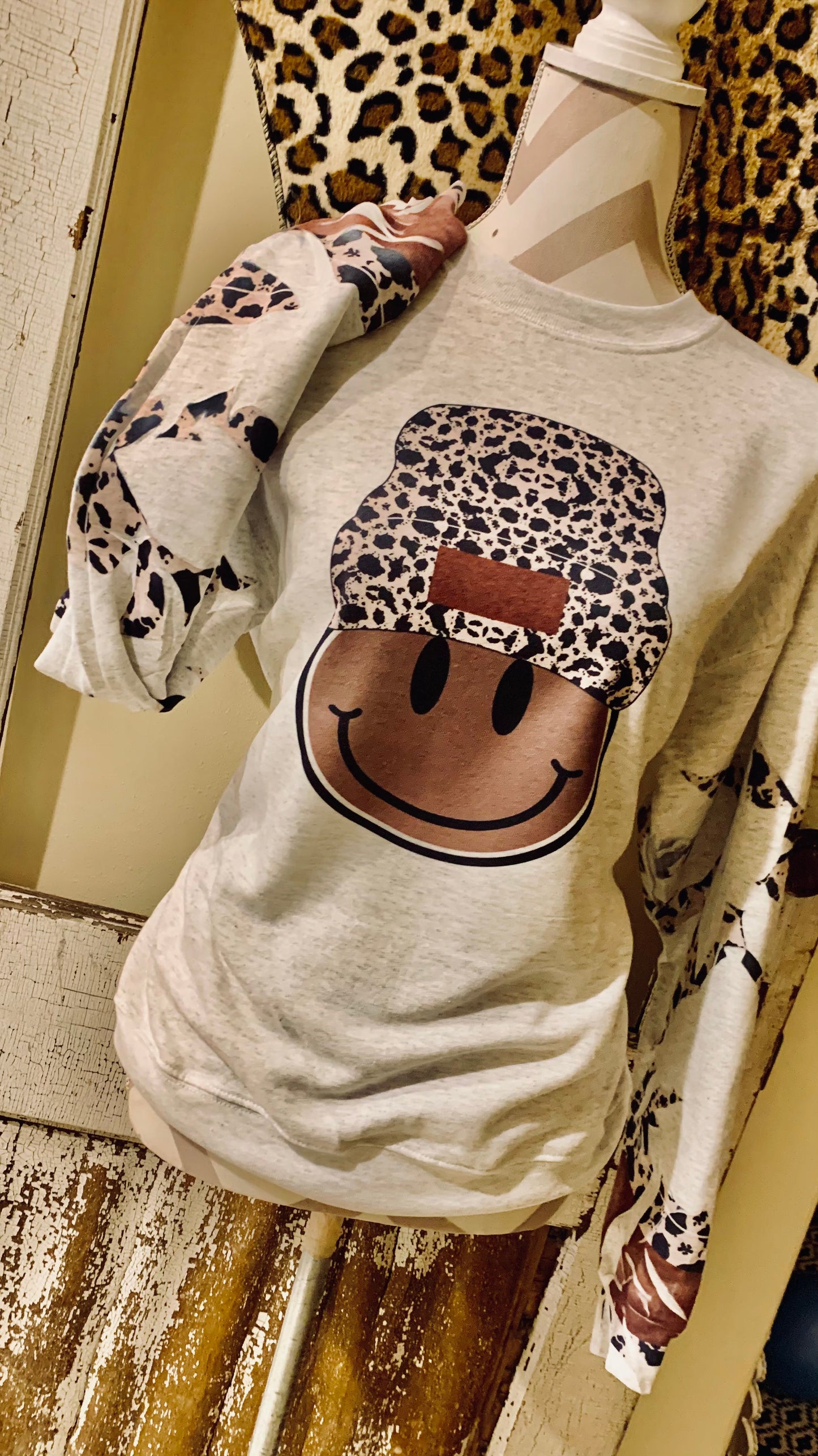 Cow Smiley Beanie ~Sweatshirt